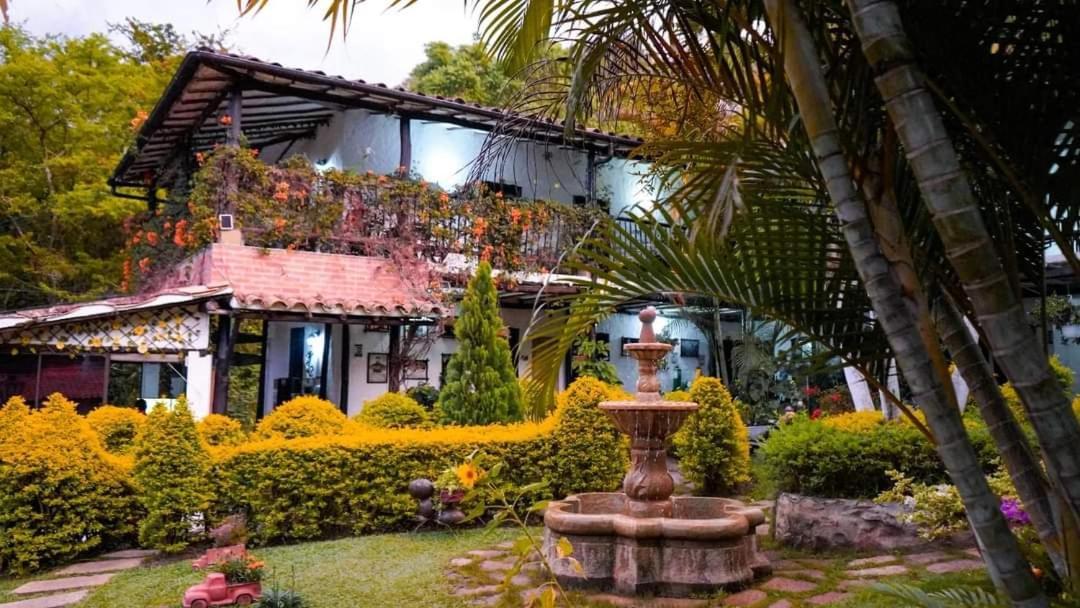 Campestre Casona Del Camino Real 3*